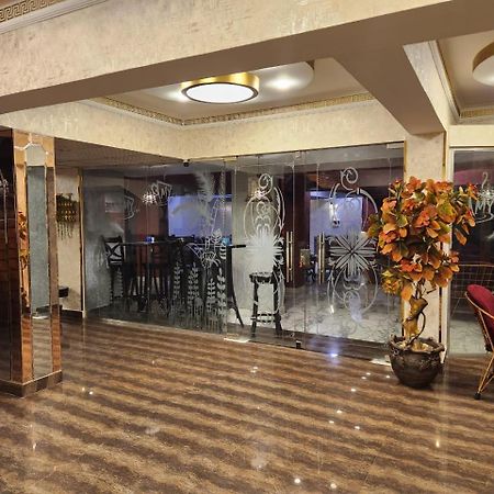 Oasis Hotel Heliopolis Kairo Exterior foto